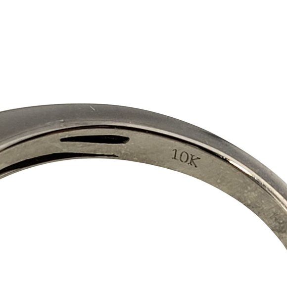 Vintage 10 Karat White Gold and Diamond Ring Size 6.75 #10440 - Picture 7 of 9